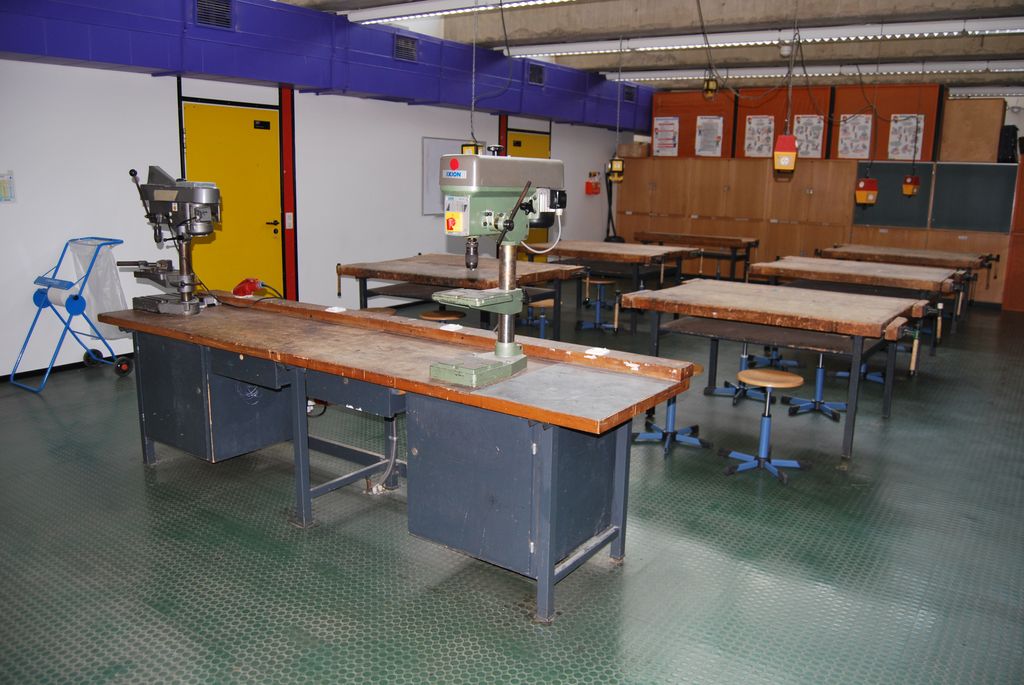 Werkbänke in der Offenen Werkstatt Norderstedt